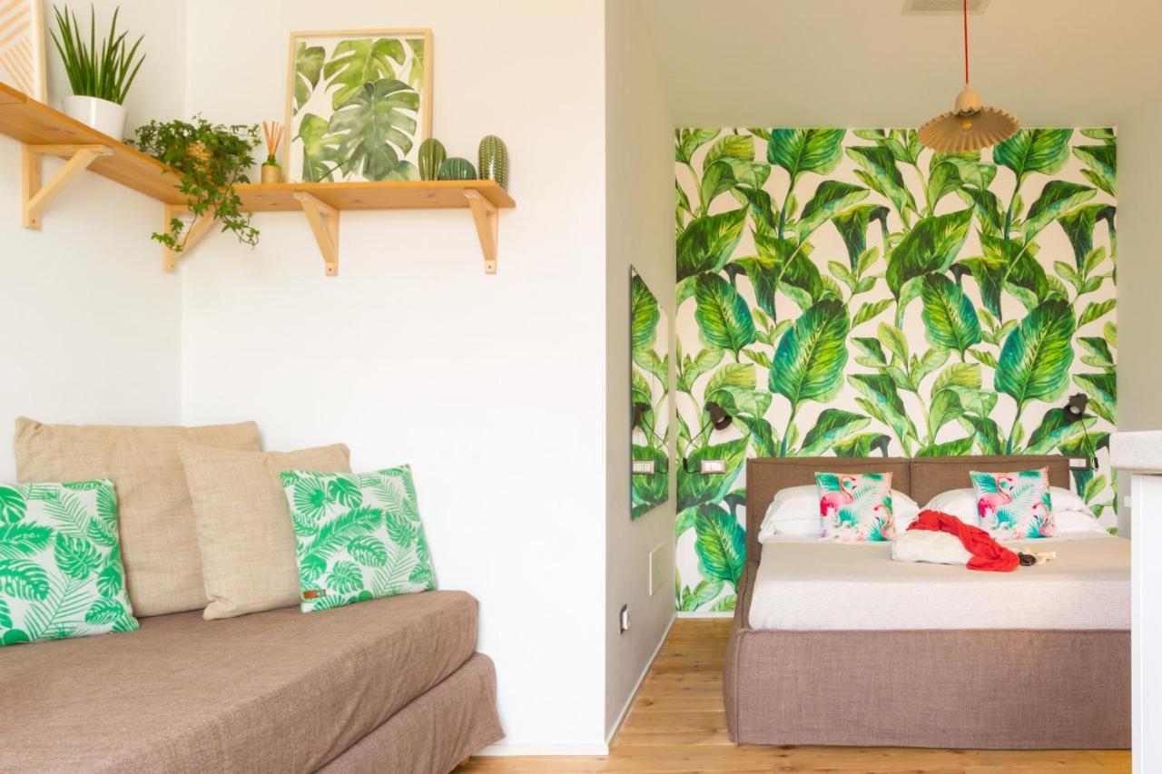 Duomo Views, Light, Jungle-inspired With Terrace Apartamento *