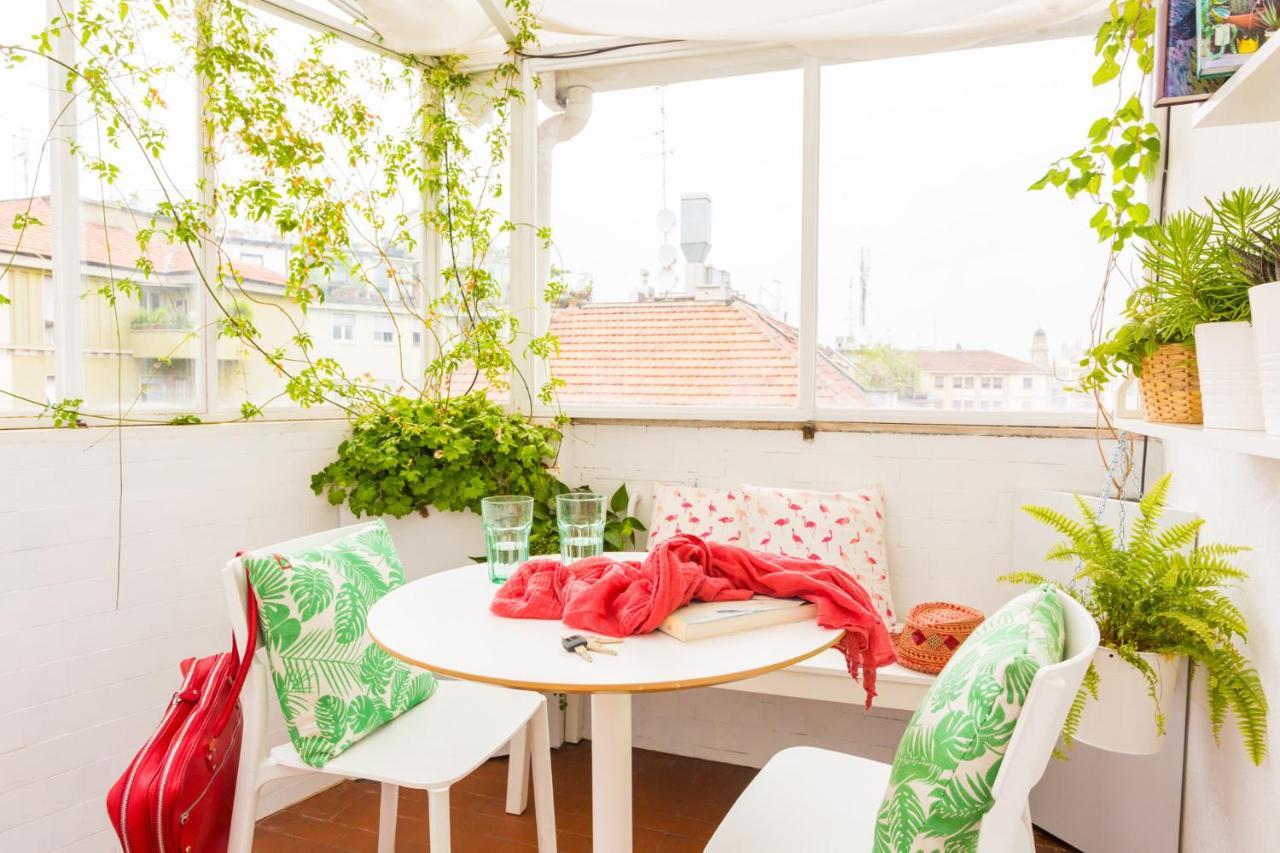 Duomo Views, Light, Jungle-inspired With Terrace Milán